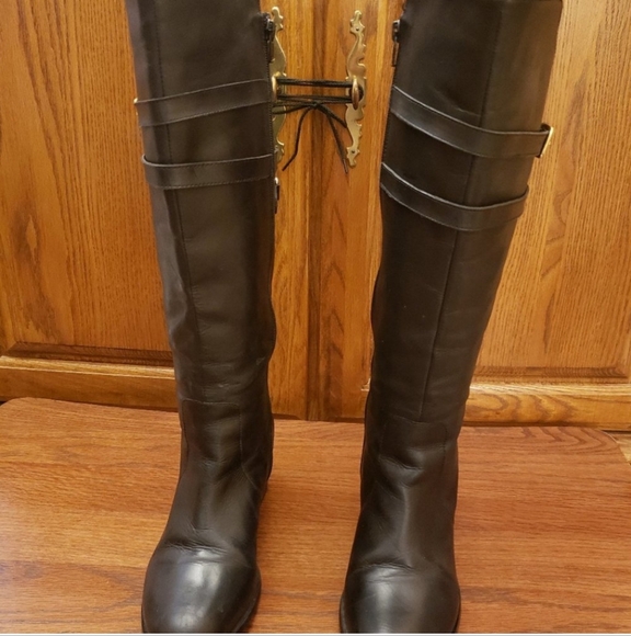 Wide calf Leather Boots! - Picture 3 of 13